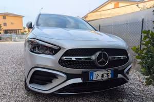 MERCEDES GLA 200 d Auto AMG Line Advanced Plus 