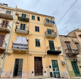 4 LOCALI A PALERMO