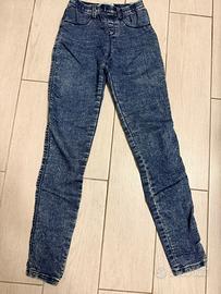 Jeans jegging bershka taglia xs