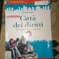 libro scolastico di diritto 