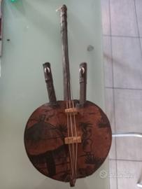 strumento etno/afro legno