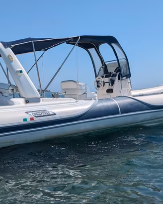 MAR.CO Twentythree 7,40 m – Evinrude G2 200HO