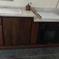 Cucina artigianale in noce  massello