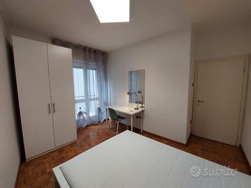Stanza singola con balcone privato per studente