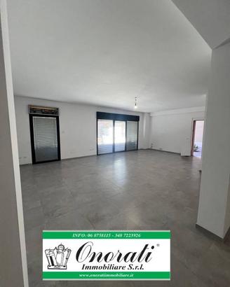 Immobile di 176 m² con 3 locali a Guidonia Montece