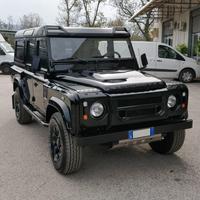 LAND ROVER DEFENDER 110