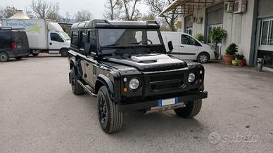 LAND ROVER DEFENDER 110