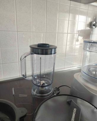 Robot da cucina Kenwood usato 2 volte