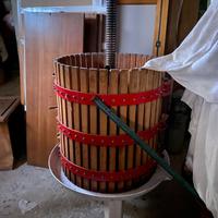 Torchio idraulico per uva da 60q