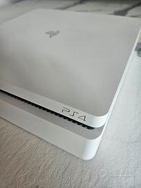 PS4 Playstation 4 bianca slim + joystick originali