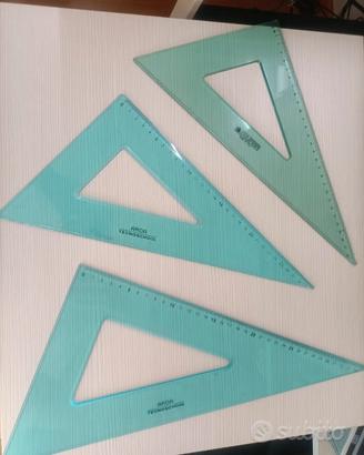 materiale scolastico per disegno