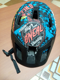 Casco o'neal