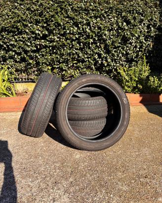 Treno gomme auto 205 45 R17