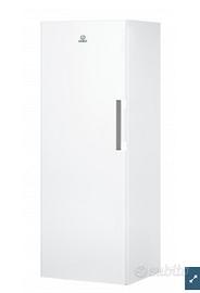 Congelatore verticale INDESIT