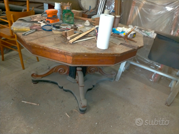 Tavolo in legno antico ottagonale