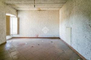 2 LOCALI A BASSANO ROMANO