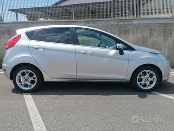 ford fiesta 1.4 tdci titanium