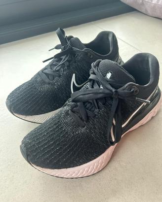 Scarpe da corsa Nike Infinity Run 3