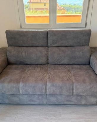 DIVANO 3 POSTI IN TESSUTO GRIGIO CM.202x107x94