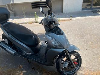 Kymco People 300i usata in vendita
