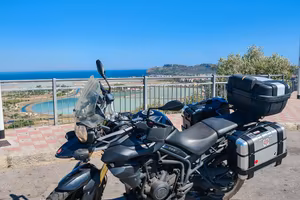 Triumph Tiger 800