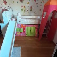 Letto singolo con scivolo, torretta e nascondiglio