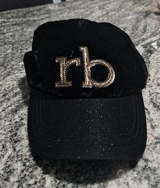 Berretto nero con strass RB