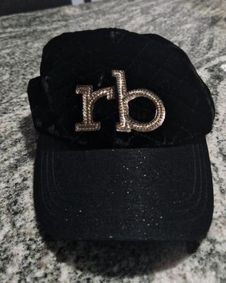 Berretto nero con strass RB