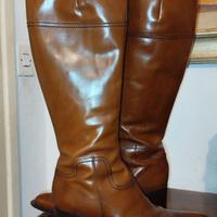 Stivali da donna marroni della Lloyd