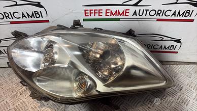 FARO FANALE ANTERIORE SX TOYOTA AURIS 1 SERIE