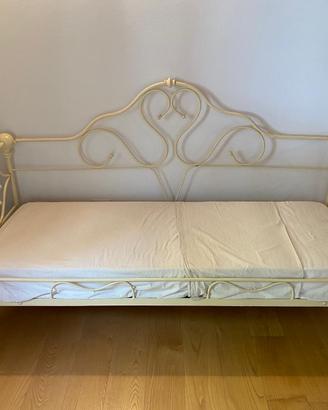 Letto singolo in ferr battuto