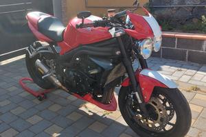 Triumph Speed Triple 1050 SE