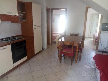 2 appartamenti comunicanti 1° e 2° piano villaggio