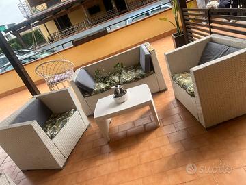 Set giardino divanetti