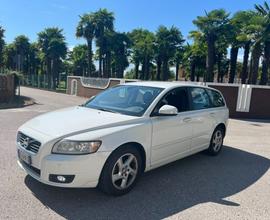 VOLVO V50 D3 Geartronic POLAR PLUS