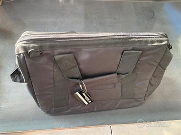 Borsa computer