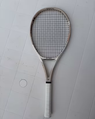 Yonex V Core 98 sand beige L3