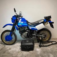 Suzuki DR 600 - 1987