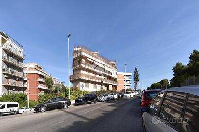 4 LOCALI A CAGLIARI