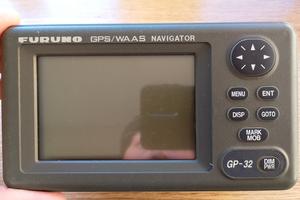 GPS Furuno GP 32