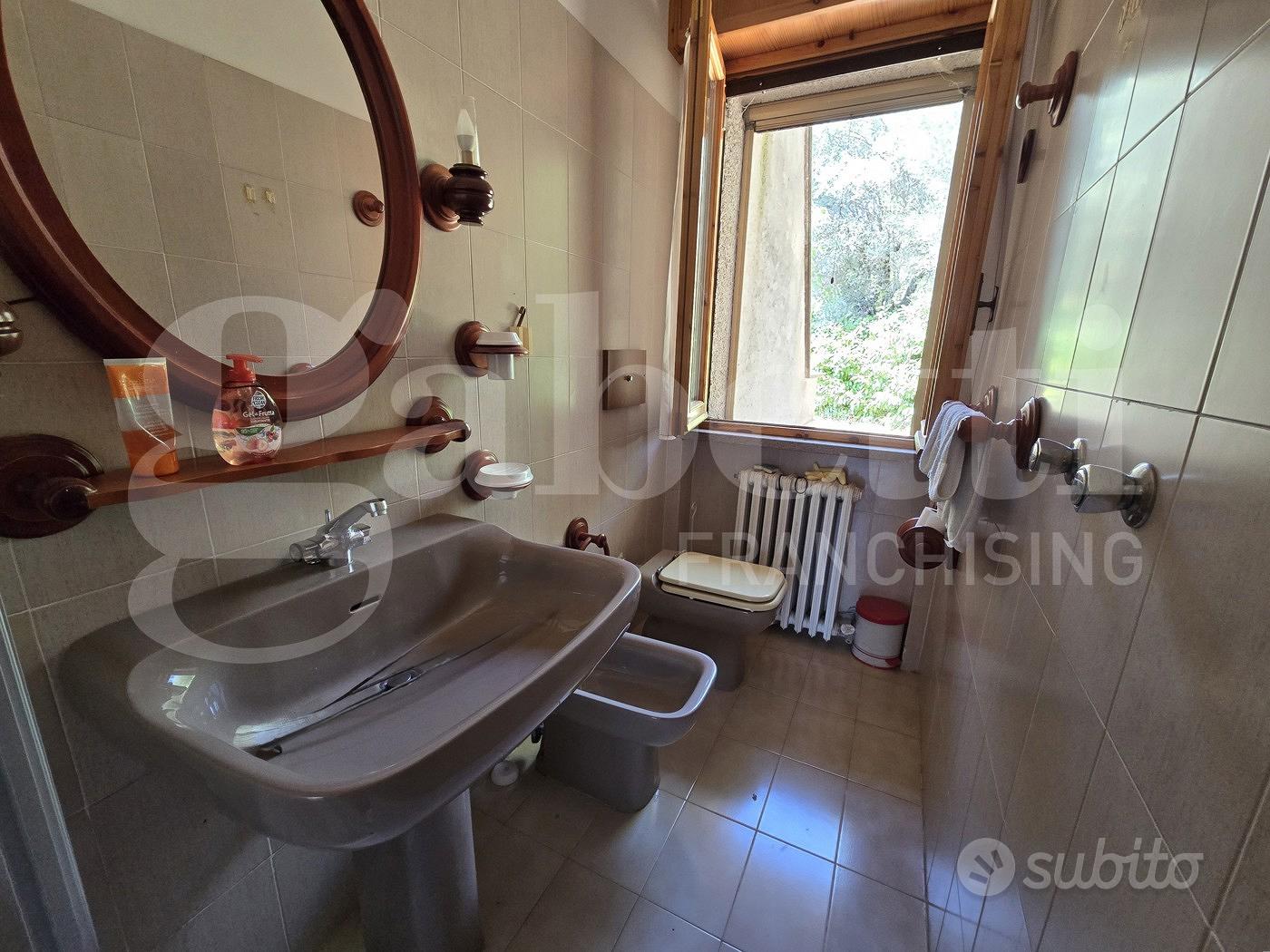 Casa – Corropoli, Case Stagnò - Altro