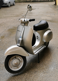Vespa 50 Special restaurata