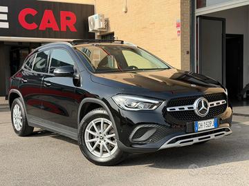 MERCEDES-BENZ GLA 180 d Automatic Business Extra