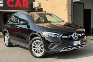 MERCEDES-BENZ GLA 180 d Automatic Business Extra