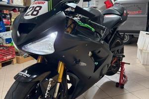 KAWASAKI zx6r 636 del 2003 45000 KM ORIGINALI