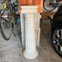 Colonna capitello