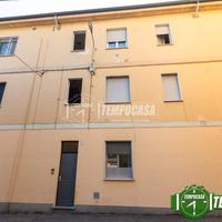 AMPIO BILOCALE PRONTO DA ABITARE IN ZONA CENTRALE