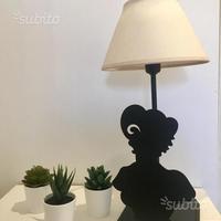 Lampada da tavolo