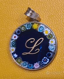 ciondolo di Murano con iniziale nome  L