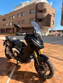 Honda X-ADV 750 Depotenziato (35 kW) - Patente A2